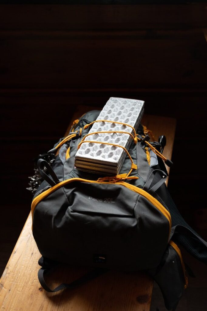 kit de survie contenu sac à dos urgence matériel