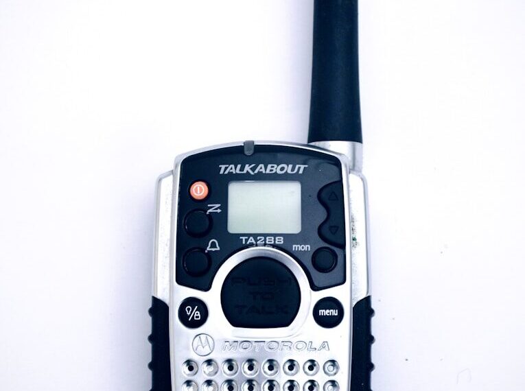 Radio talkie-walkie avec portée réelle en forêt