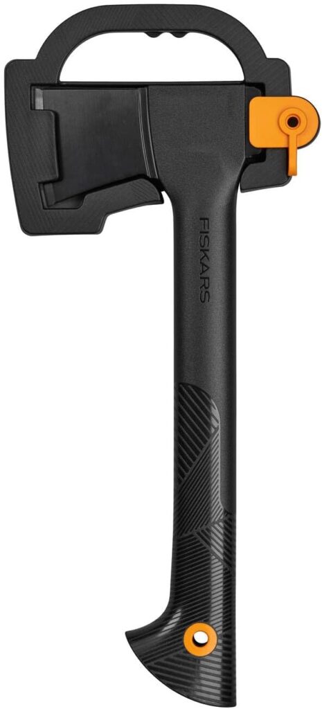 Fiskars Hachette universelle Solid A6